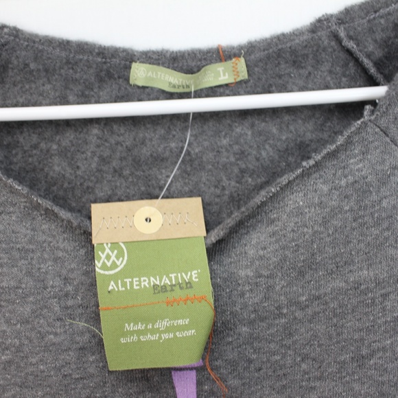 NWT Large Sweatshirt with Pink and Red Logo - Picture 2 of 3